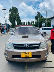 Toyota Fortuner 2015 Gold for sale