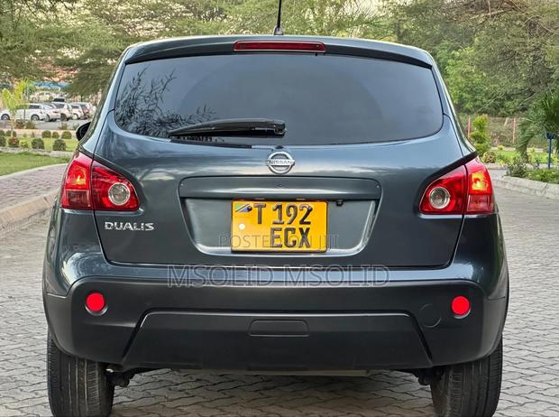 Nissan Dualis 2011 Gray