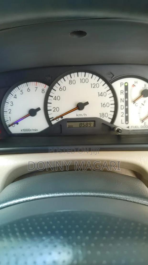 Toyota Allex 2005 Gold