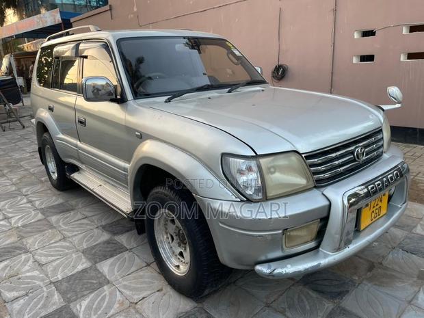 Toyota Land Cruiser Prado 1999 Silver