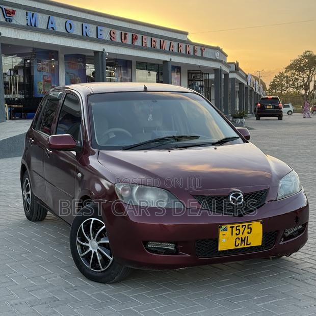 Mazda Demio 2005 Burgundy