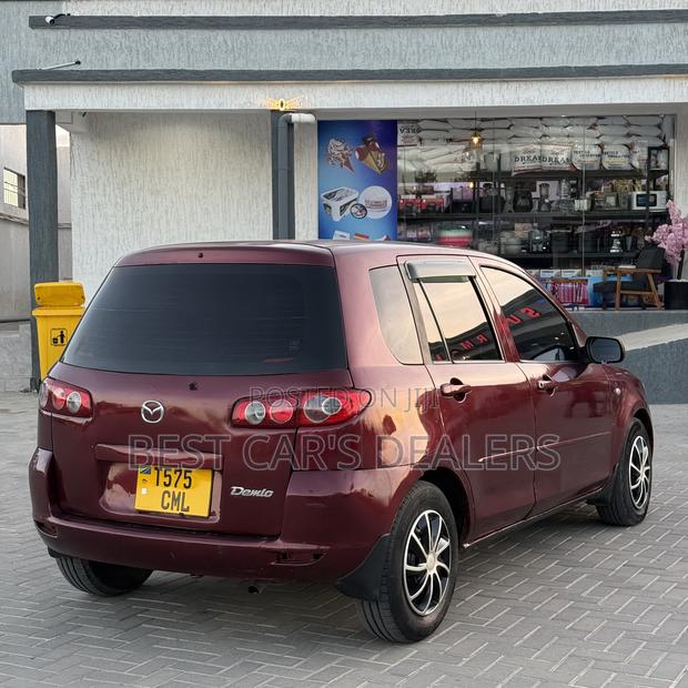 Mazda Demio 2005 Burgundy