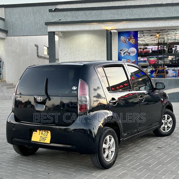 Toyota Passo 1.0 FWD 2005 Black