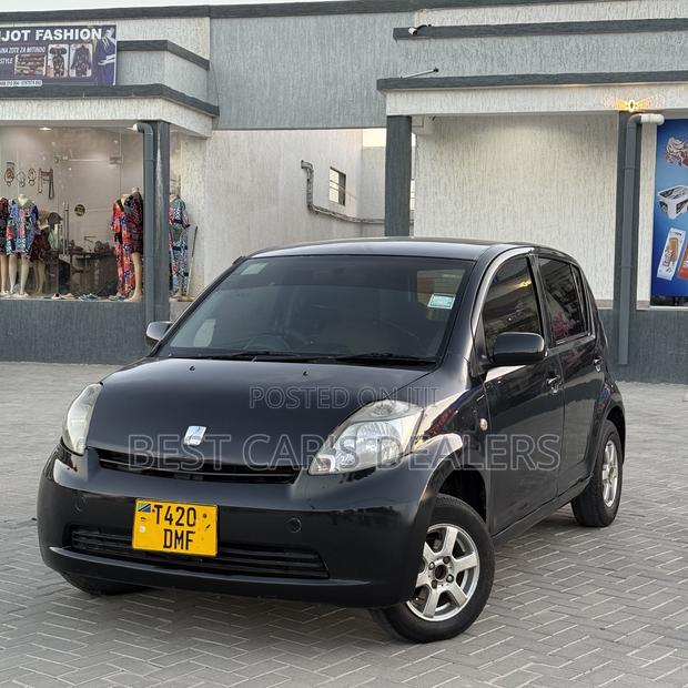 Toyota Passo 1.0 FWD 2005 Black