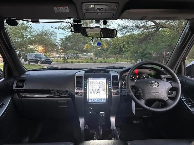 Toyota Land Cruiser Prado 2007 Black