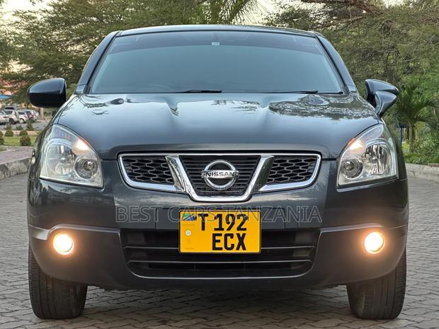 Nissan Dualis 2011 Gray
