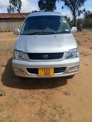 Toyota Noah 2002 Silver for sale