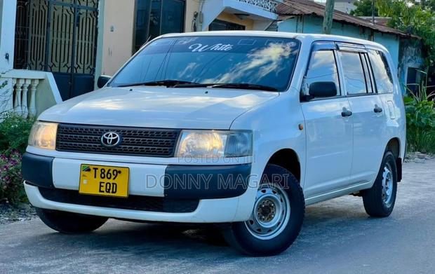 Toyota Probox 2006 White