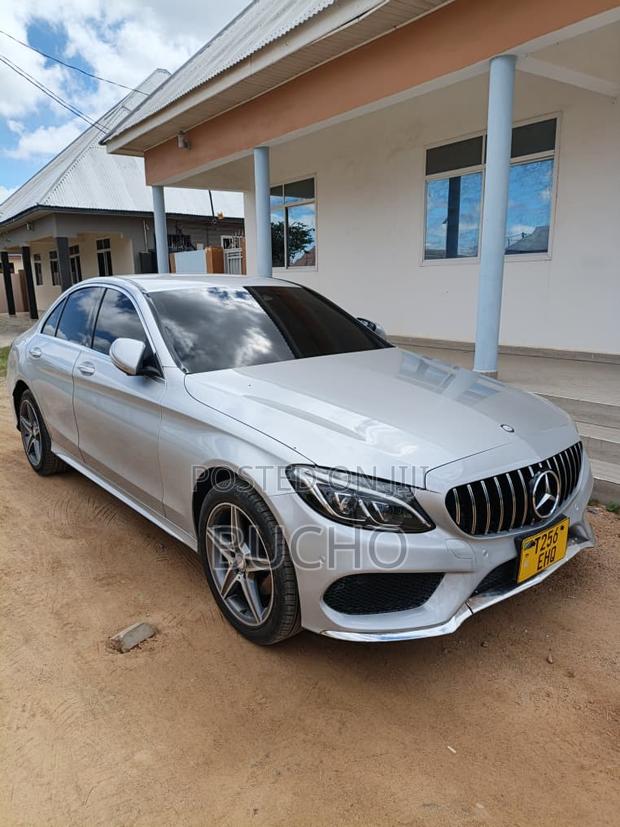 Mercedes-Benz C200 2014 Gray