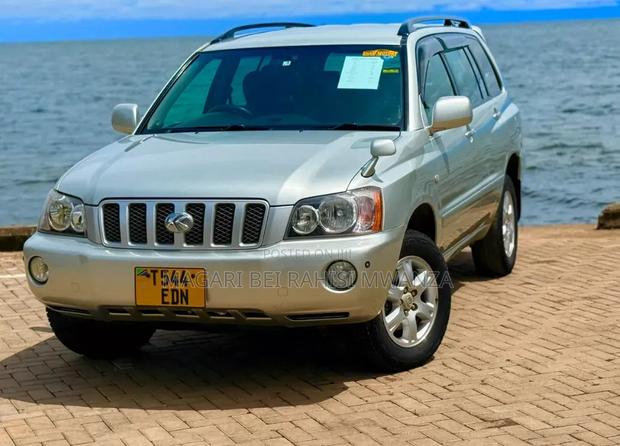 Toyota Kluger 2003 Silver