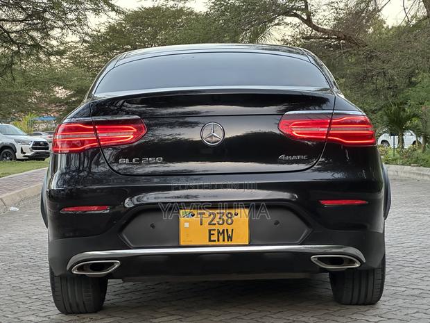 Mercedes-Benz GLC-Class 2017 Black