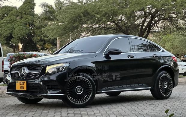 Mercedes-Benz GLC-Class 2017 Black