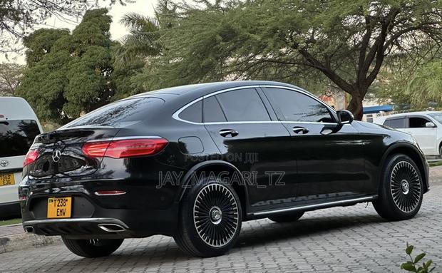 Mercedes-Benz GLC-Class 2017 Black
