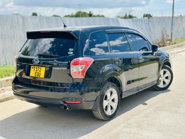 Subaru Forester 2.0XT Premium 4dr SUV AWD (2.0L 4cyl Turbo CVT) 2014 Black