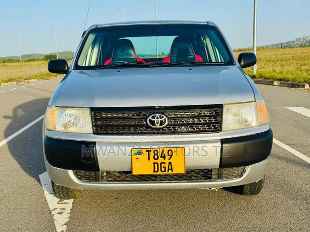 Toyota Probox 2004 Silver