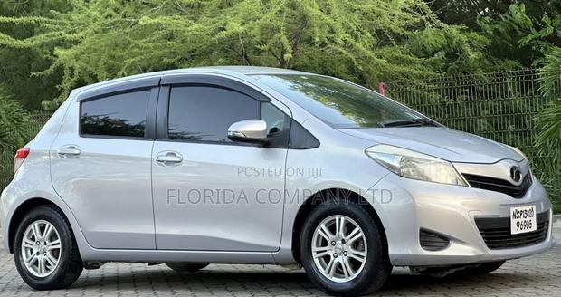 Toyota Vitz 2012
