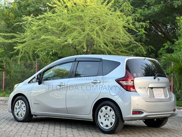 Nissan Note 2020 Silver