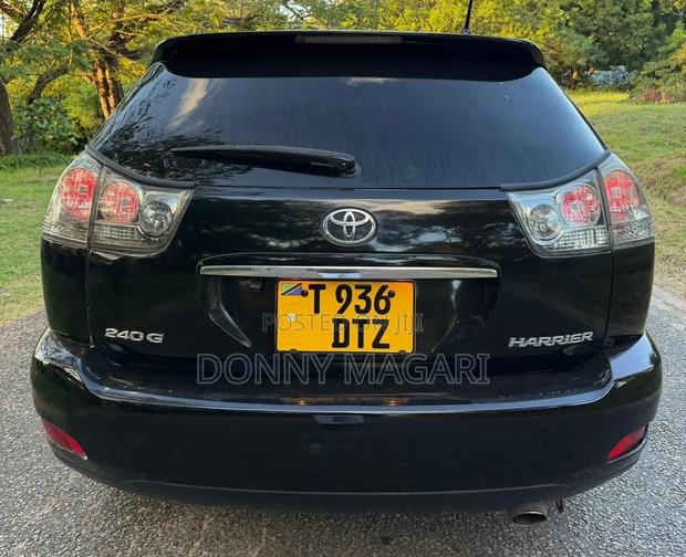 Toyota Harrier 2006 Black
