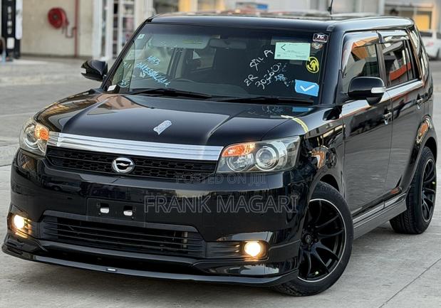 Toyota Corolla Rumion 2011 Black