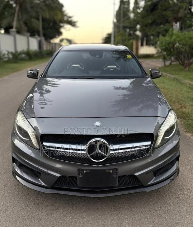 Mercedes-Benz A-Class 2014 Gray
