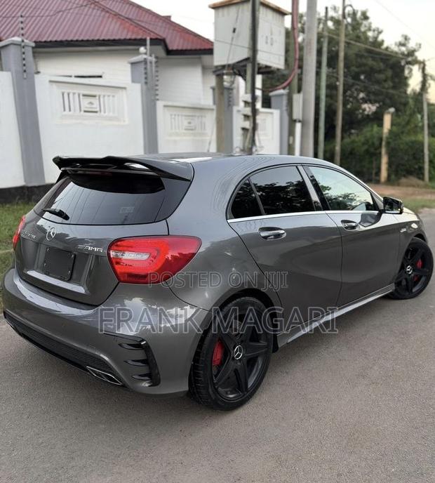 Mercedes-Benz A-Class 2014 Gray