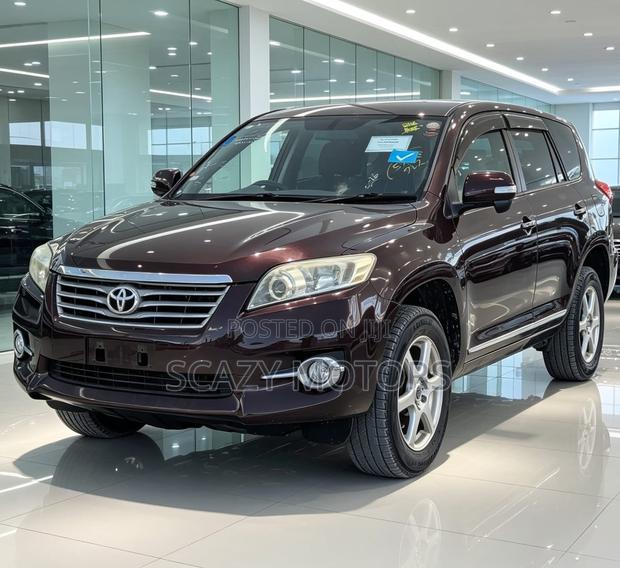Toyota Vanguard 2010 Maroon