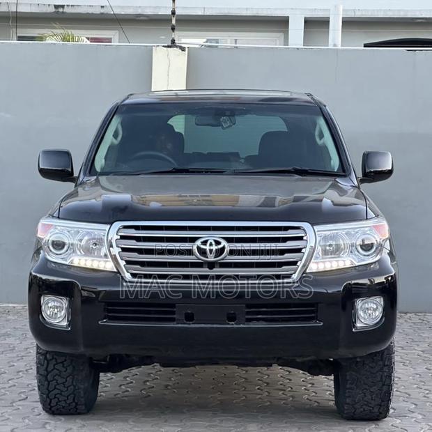 Toyota Land Cruiser 2013 Black