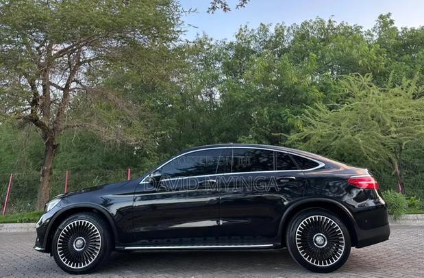 Mercedes-Benz GLC-Class 2017 Black