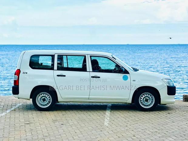 Toyota Probox 1.5 DX 2WD 2015 White