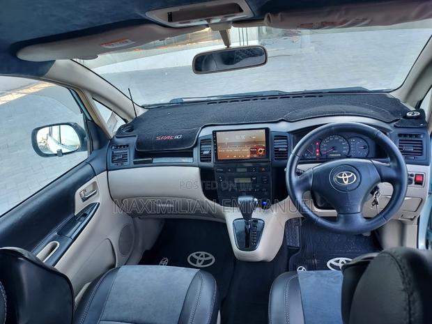 Toyota Corolla Spacio 2009 Blue
