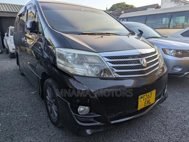 Toyota Alphard 2.4 Petrol FWD 2007 Black