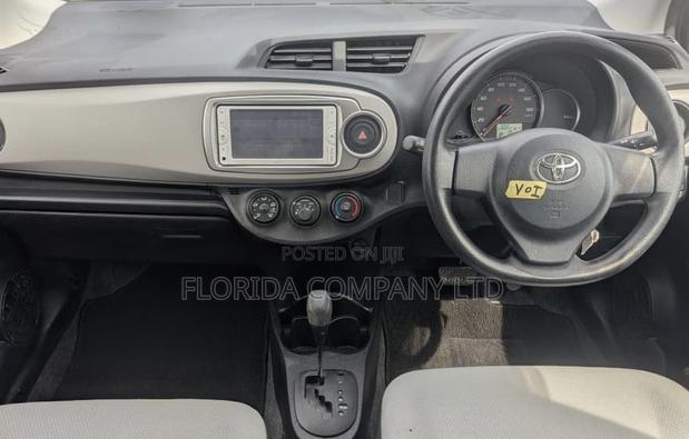Toyota Vitz 2014 Blue