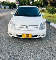 Toyota IST 2005 White for sale