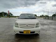 Toyota IST 2004 Pearl for sale