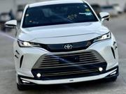 Toyota Harrier 2021 White for sale