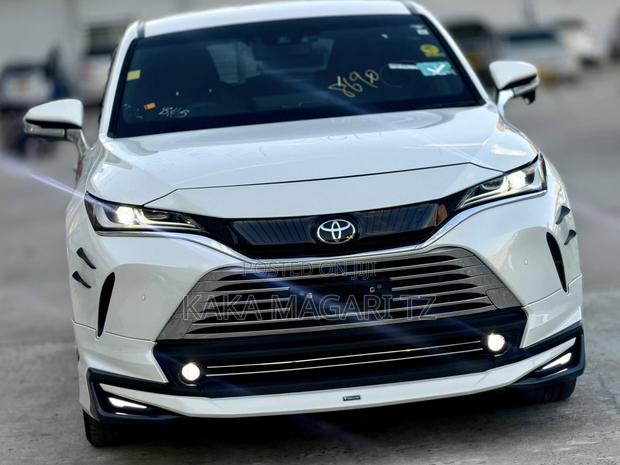 Toyota Harrier 2021 White
