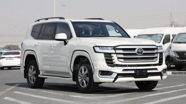 New Toyota Land Cruiser LC300 2024 Pearl