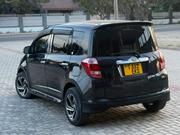 Toyota Ractis 1.3 FWD 2006 Black for sale