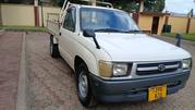 Toyota Hilux 2001 White for sale
