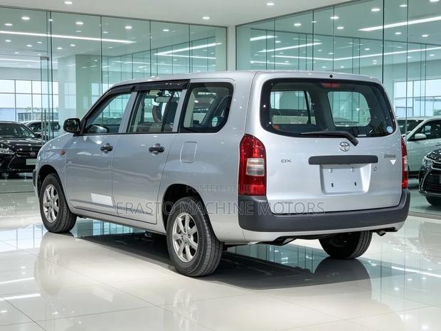 Toyota Probox 2014 Silver