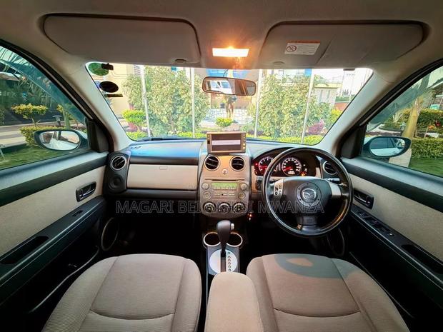 Mazda Verisa 2011 White