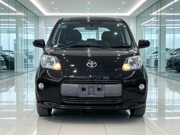 Toyota Porte 1.5 AWD 2015 Black