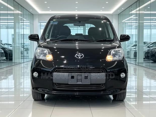 Toyota Porte 1.5 AWD 2015 Black