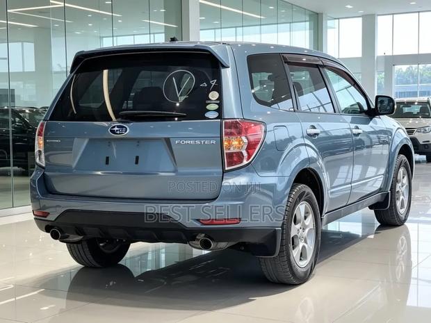 Subaru Forester 2.5X Limited 2011 Gray