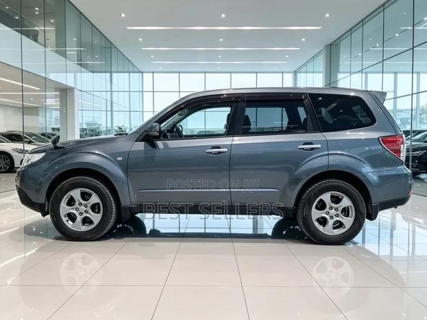 Subaru Forester 2.5X Limited 2011 Gray