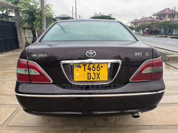 Toyota Brevis 2002 Black
