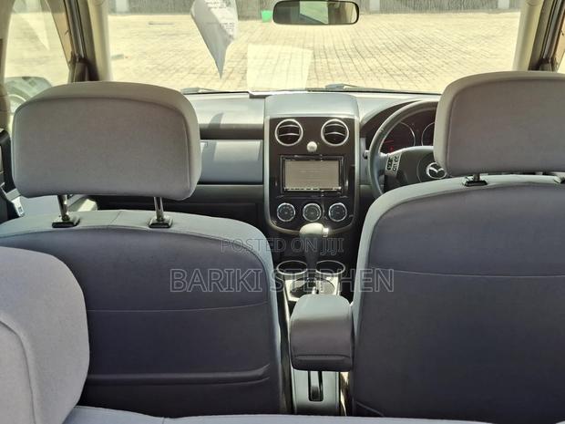Mazda Verisa 2010 Silver