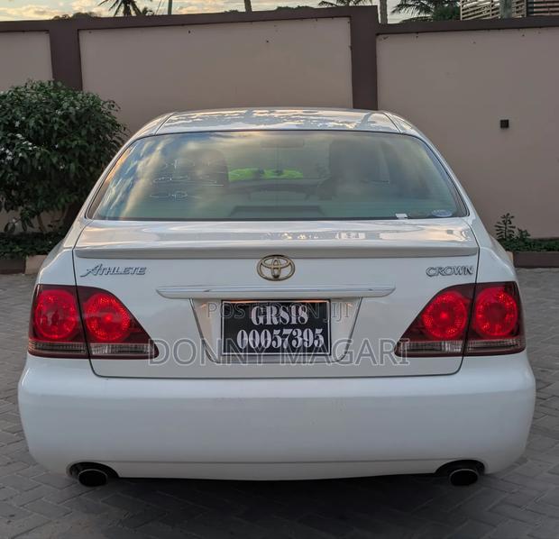Toyota Crown 2008 White
