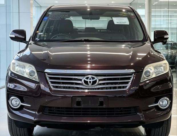 Toyota Vanguard 2010 Black