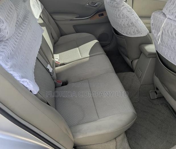 Toyota Premio 2009 Silver